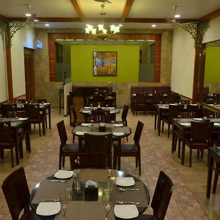 Zaras Resort Lonavala Eksteriør billede